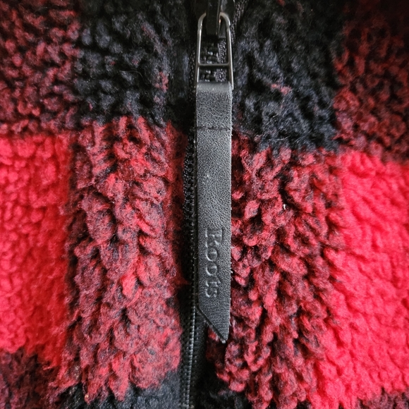ROOTS Plaid Sherpa Jacket red black sz S - Picture 4 of 6